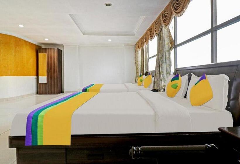 Suite Deluxe, Teg Royal