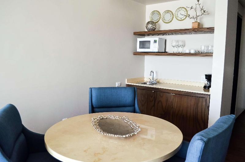 复式套房, Lemon Tree Premier Delhi Airport