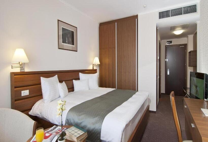 Стандартный Номер Кровать Кинг, Wyndham Cluj