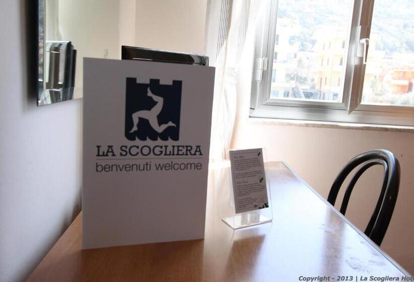 חדר סטנדרט לשלושה, Ristorante La Scogliera   Nuova Gestione