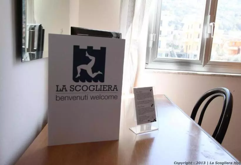 スタンダードトリプルルーム, Ristorante La Scogliera   Nuova Gestione
