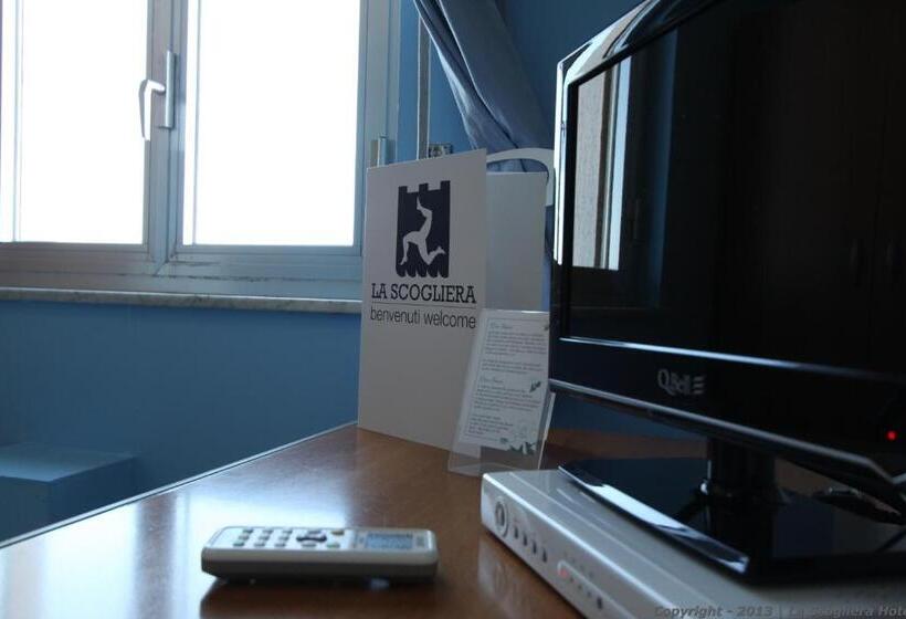 חדר סטנדרט לשלושה, Ristorante La Scogliera   Nuova Gestione