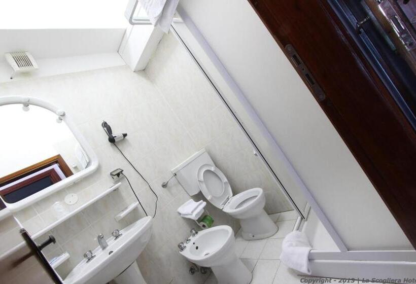 חדר סטנדרט לשלושה, Ristorante La Scogliera   Nuova Gestione