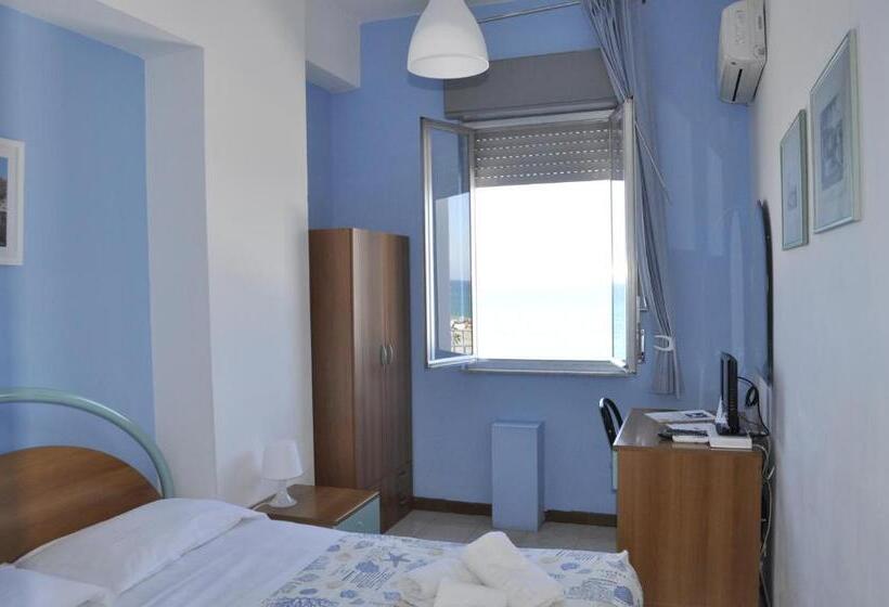 חדר סטנדרט נוף לים, Ristorante La Scogliera   Nuova Gestione