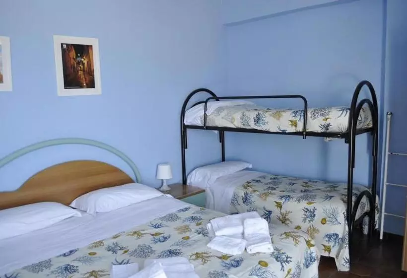 Triple Room Sea View, Ristorante La Scogliera   Nuova Gestione