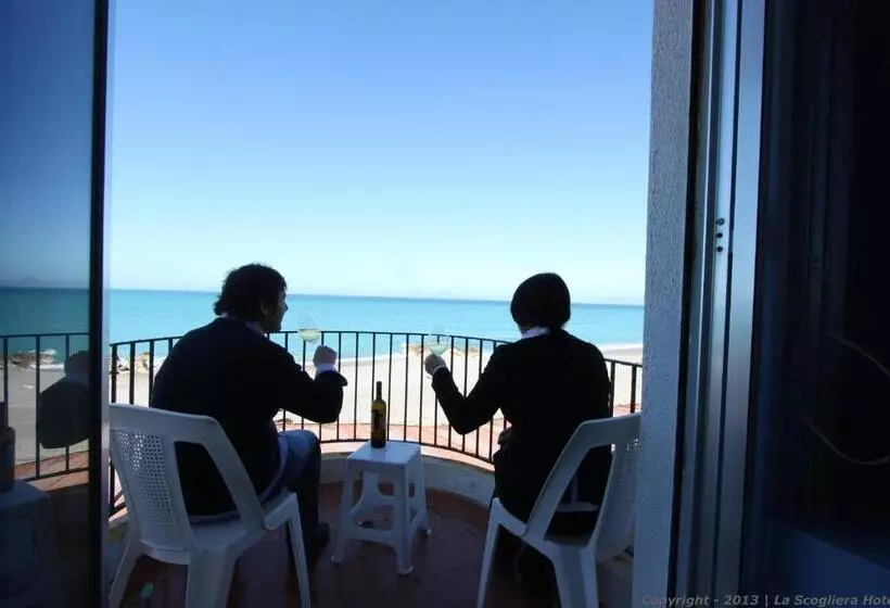 オーシャンビュースタンダードルームバルコニー付き, Ristorante La Scogliera   Nuova Gestione