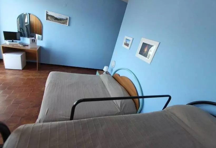 スタンダード４人部屋, Ristorante La Scogliera   Nuova Gestione