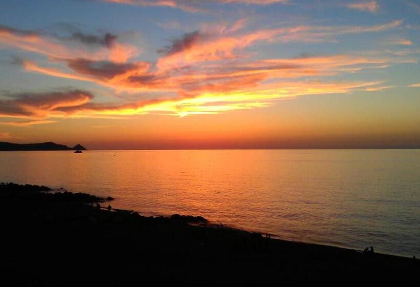 Triple Room Sea View, Ristorante La Scogliera   Nuova Gestione