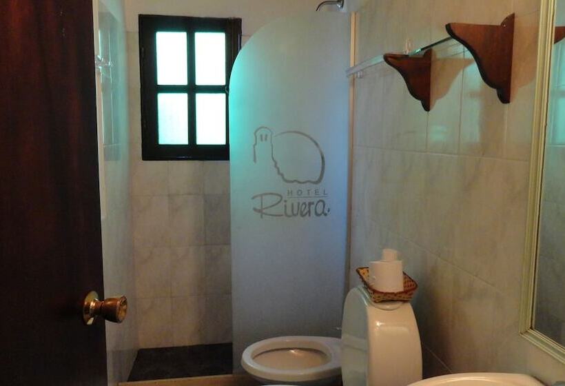 패밀리 룸, Posada Rivera