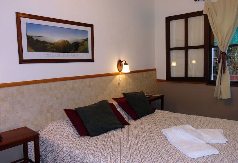 패밀리 룸, Posada Rivera