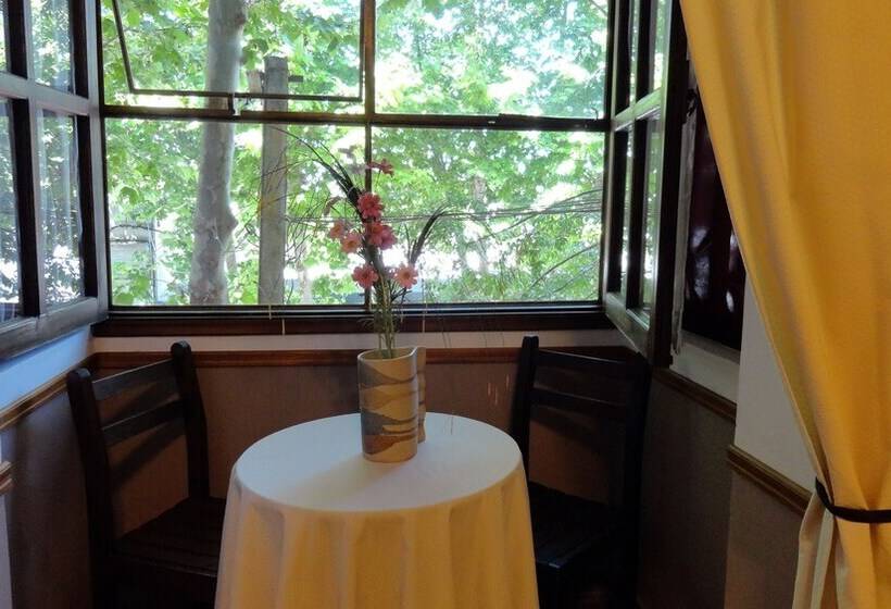 패밀리 룸, Posada Rivera