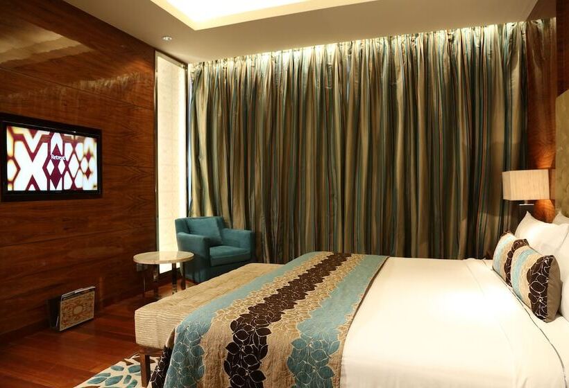 اتاق لوکس, Taj City Centre  Gurugram
