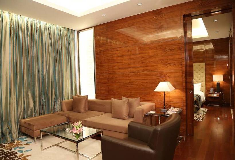 سوییت لوکس, Taj City Centre  Gurugram