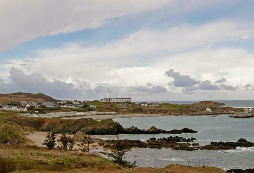 家庭间, The Seaview Tavern