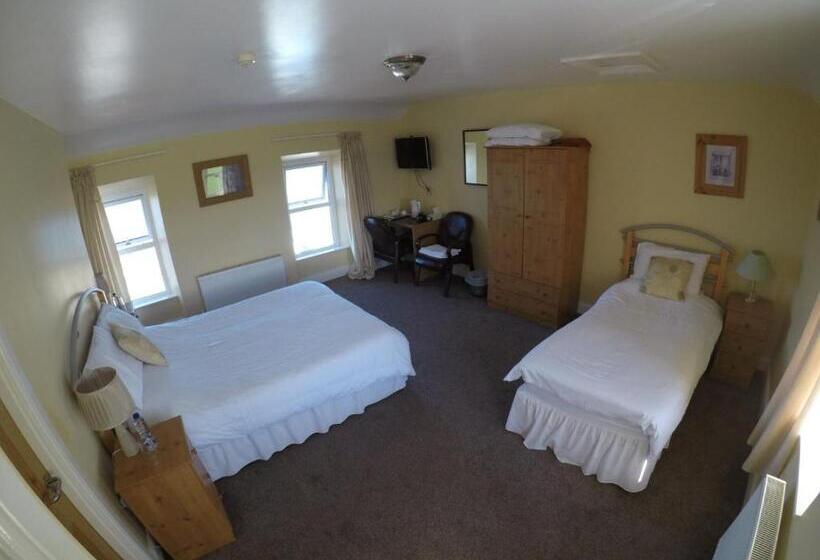 带海景的标准房, The Seaview Tavern