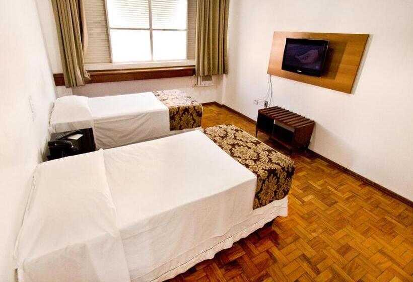 חדר סטנדרט, Turrance White