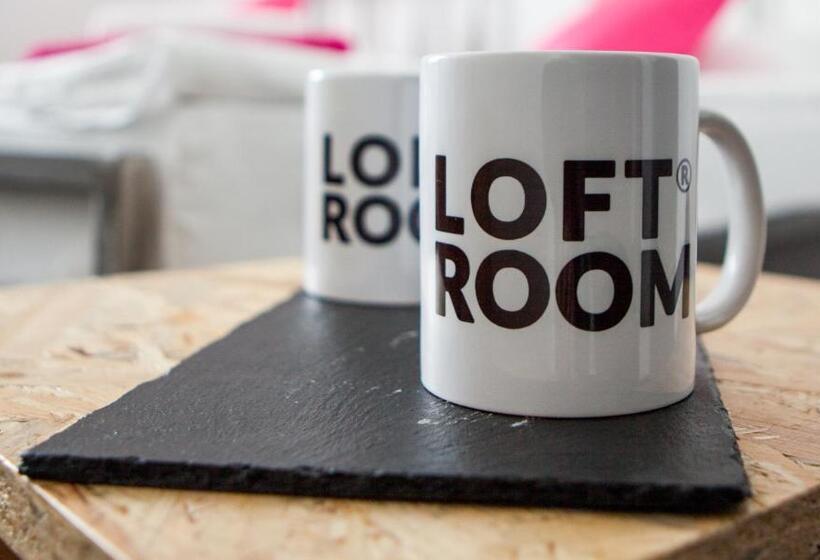 غرفة قياسية سرير كينج, Tychy