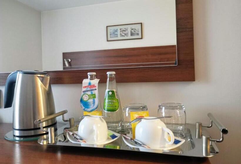 غرفة قياسية, Tychy