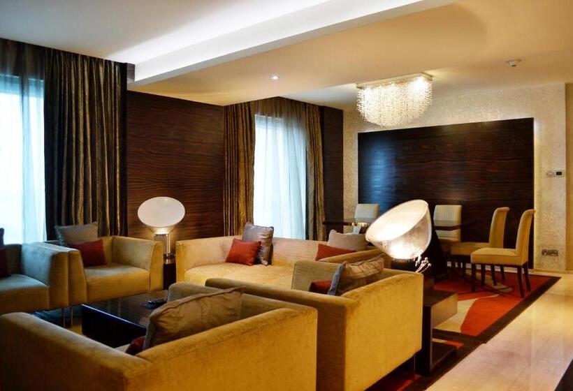 سوئیت پرزیدنت, Vivanta Hyderabad Begumpet