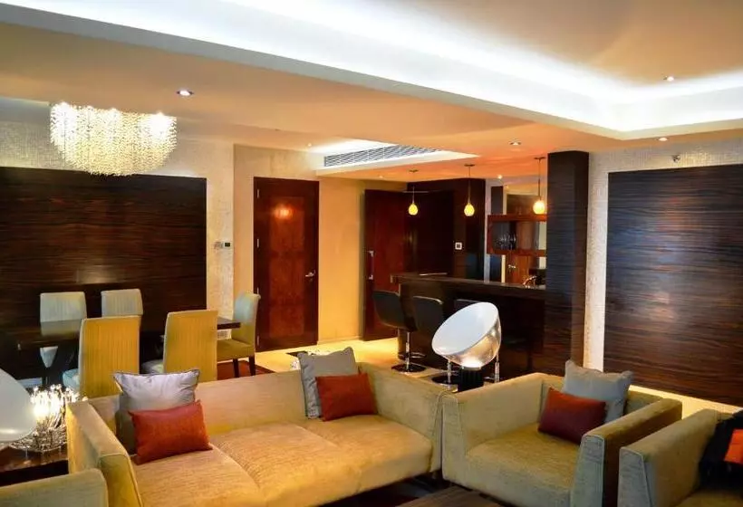 プレジデントスイートルーム, Vivanta Hyderabad Begumpet
