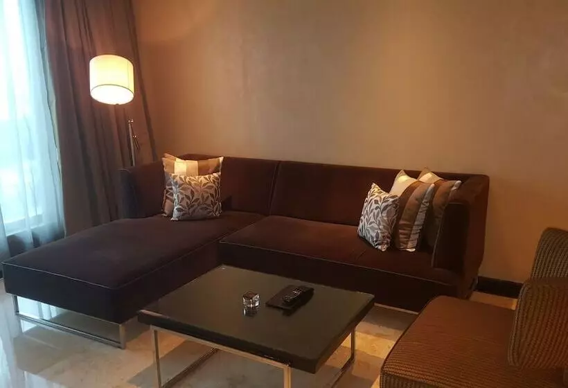 デラックススイート, Vivanta Hyderabad Begumpet