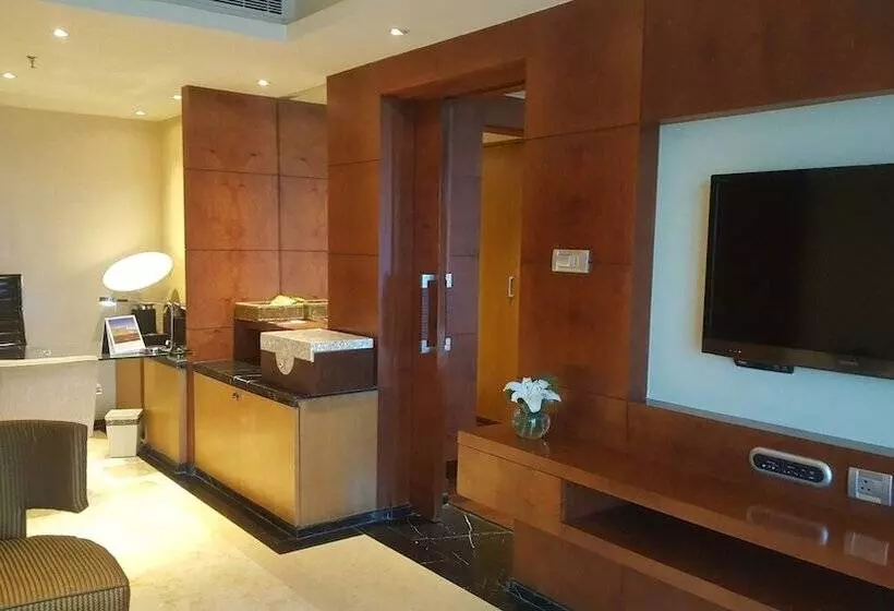 デラックススイート, Vivanta Hyderabad Begumpet