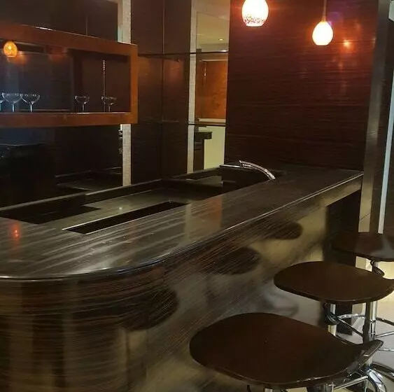 プレジデントスイートルーム, Vivanta Hyderabad Begumpet