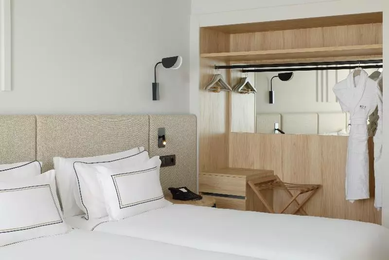 プレジデントスイートルーム, Vivanta Hyderabad Begumpet