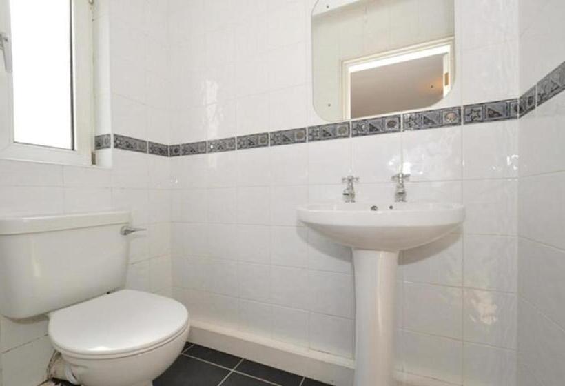 单人基本间, Lynfield Guest House