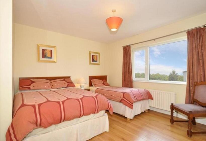 스탠다드 트리플 룸, Lynfield Guest House