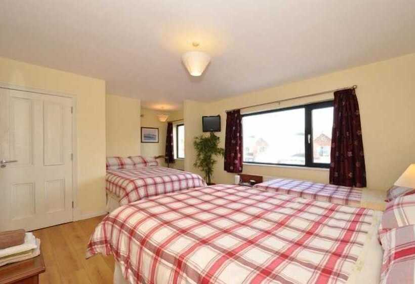 家庭间, Lynfield Guest House