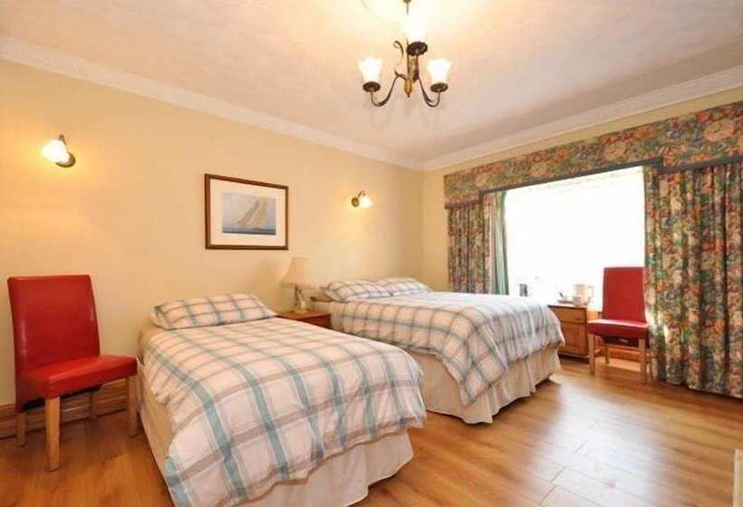 패밀리 룸, Lynfield Guest House