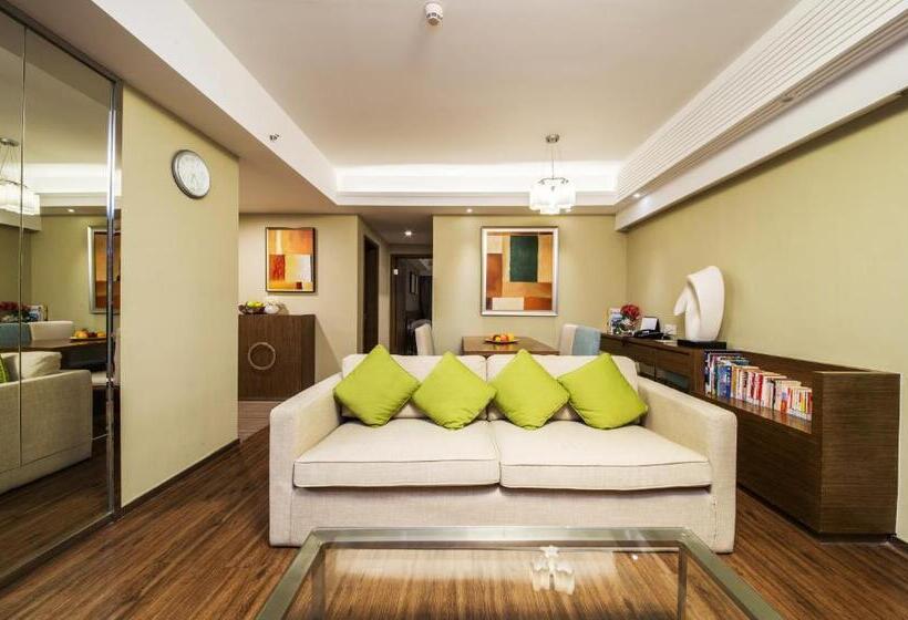 2 Bedrooms Apartment City View, Fietser International Apart