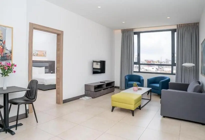 سوئیت جونیور خانوادگی, Liv Weibdeh Hotel Suites