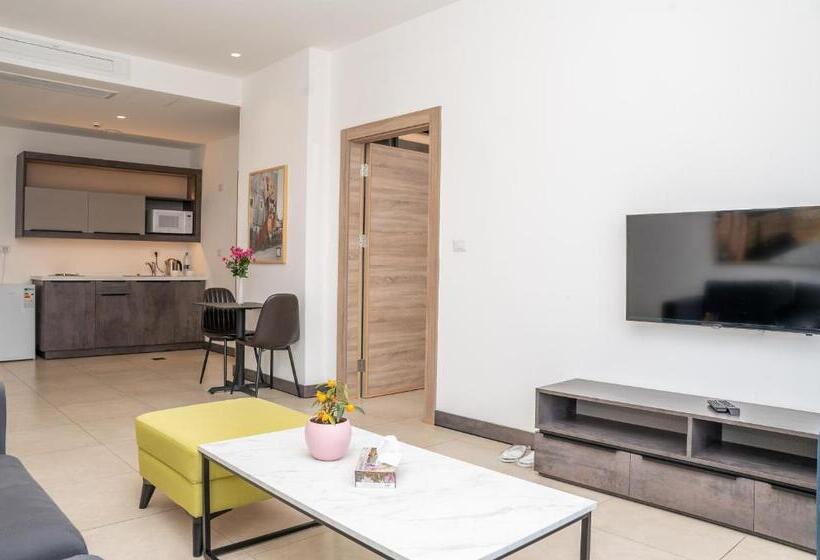 سوئیت جونیور خانوادگی, Liv Weibdeh Hotel Suites