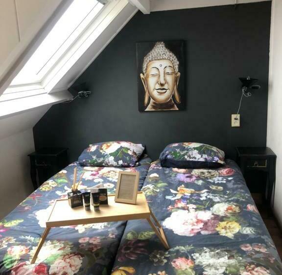 バス共有のスタンダードルーム, De Witte Handt