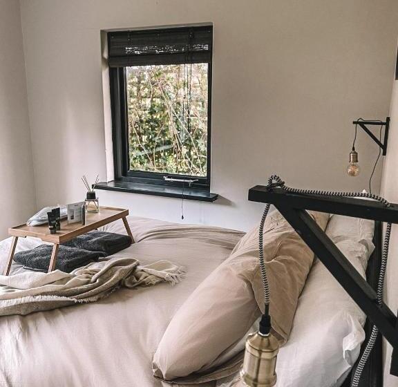 バス共有のスタンダードルーム, De Witte Handt