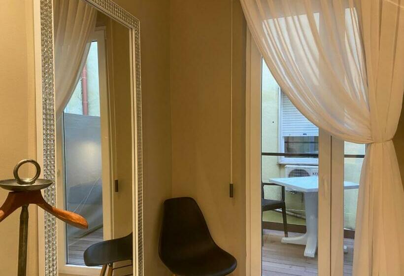 اتاق لوکس یک تخته, Residenze Romano Ristorante & Spa Albergo Diffuso  White
