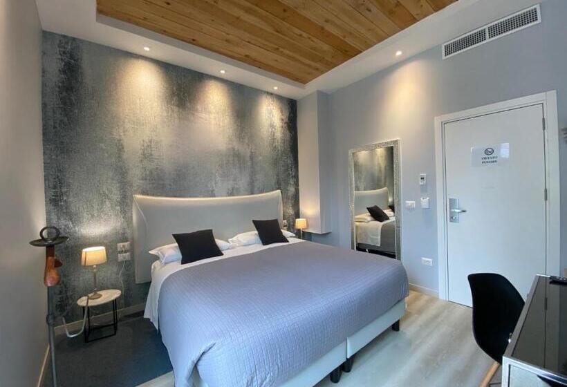 اتاق لوکس با بالکن, Residenze Romano Ristorante & Spa Albergo Diffuso White