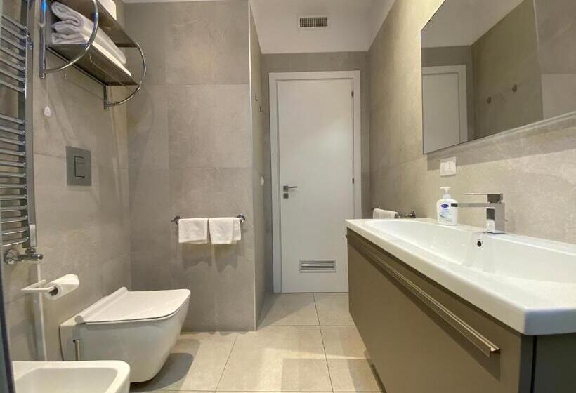 اتاق لوکس با بالکن, Residenze Romano Ristorante & Spa Albergo Diffuso White