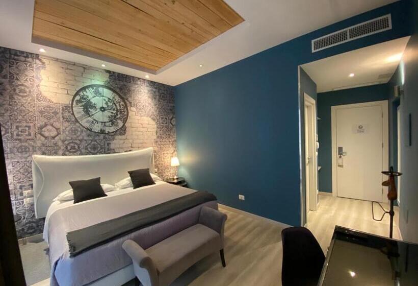 اتاق لوکس با بالکن, Residenze Romano Ristorante & Spa Albergo Diffuso White