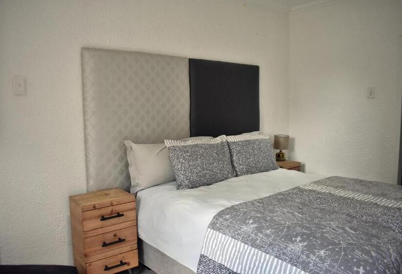 Номер Стандарт Вид на Сад, Iceberg Venue, Guest Lodge & Events Place