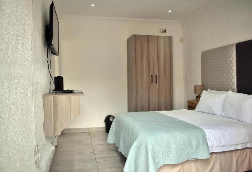 Quarto Deluxe, Iceberg Venue, Guest Lodge & Events Place