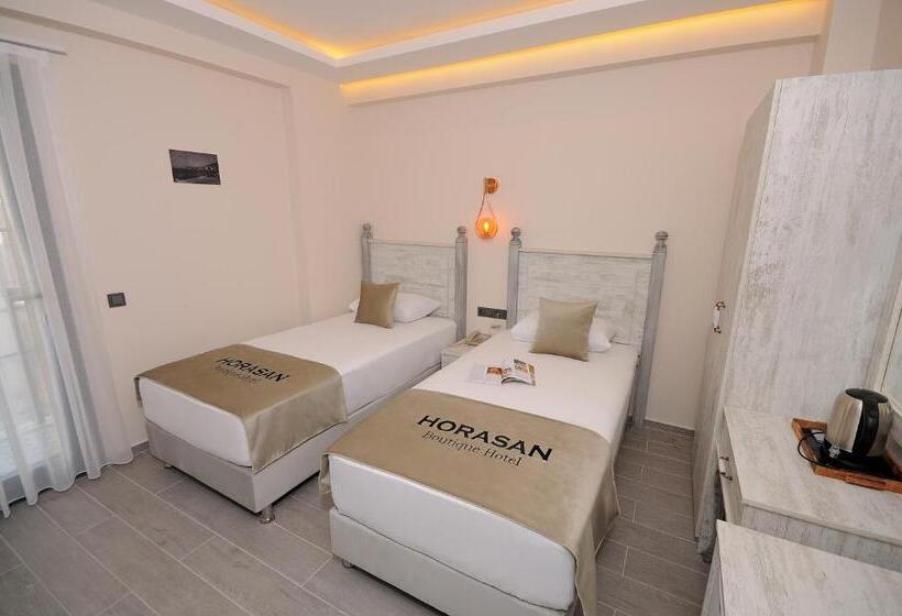 Camera Standard con Balcone, çeşme Horasan