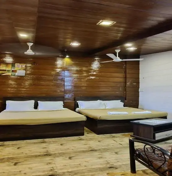 デラックスルーム, Turning Point Resort