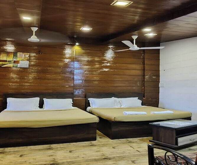 Deluxe Szoba, Turning Point Resort