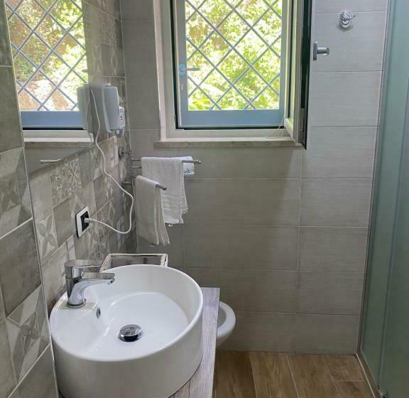 חדר משפחתי, B&b Vesuviano