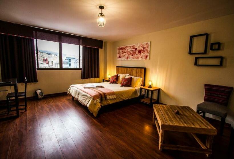 سوییت لوکس, Iskay Boutique Hostel