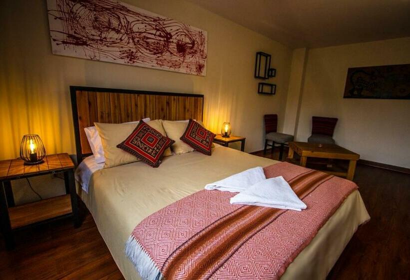 سوییت لوکس, Iskay Boutique Hostel