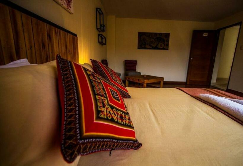 سوییت لوکس, Iskay Boutique Hostel